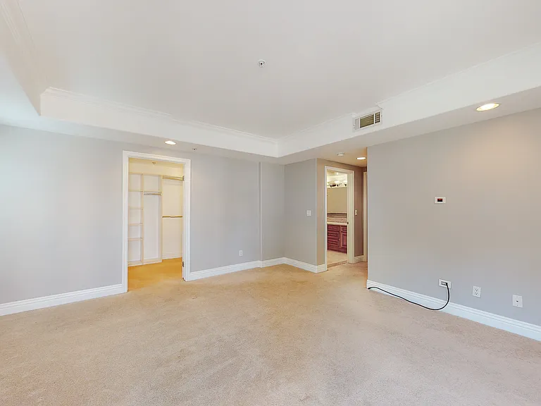 11540 Moorpark St #103 — Photo 18