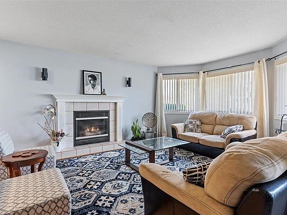 4th image of 45430 Bernard Ave