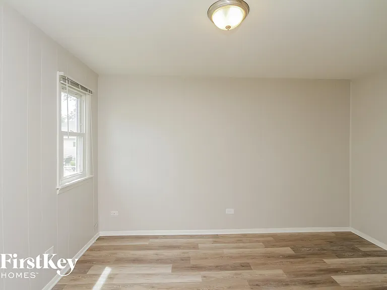 3729 W 121st Pl — Photo 10