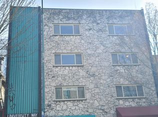 4750 University Way NE, Seattle, WA 98105