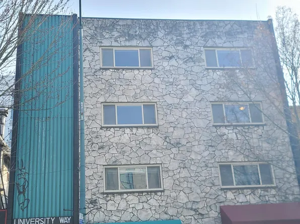 4750 University Way NE, Seattle, WA 98105