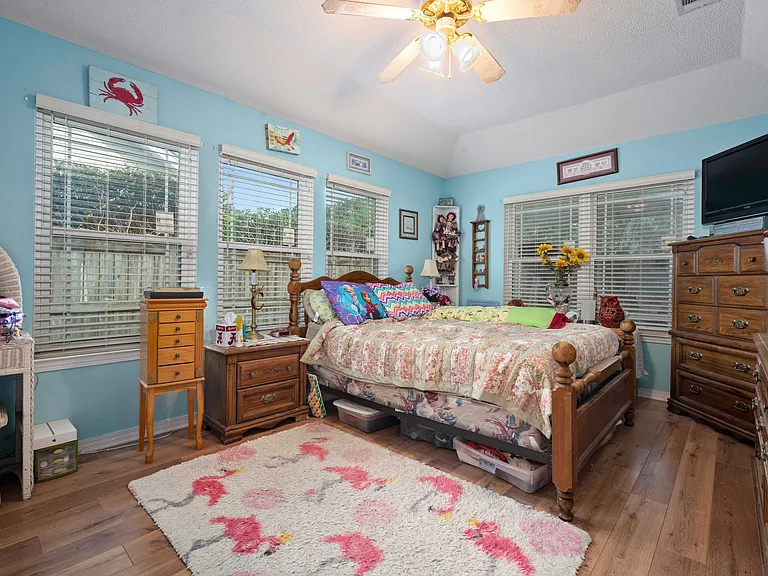8554 Desert Oak Ct — Photo 16