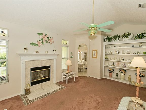 3rd image of 109 Moses Creek Blvd