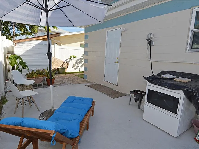 156 146th Ave E #B — Photo 42