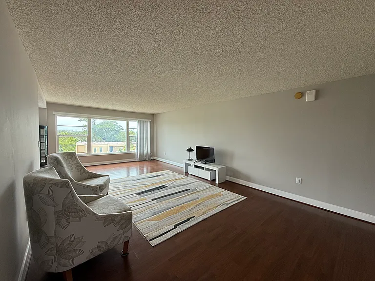 225 Country Club Dr #1506 — Photo 4