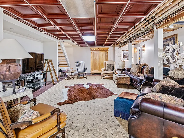 82 Wooleys Dr — Photo 19