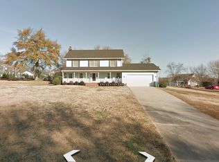 211 Surrey Ln, Anderson, SC 29621