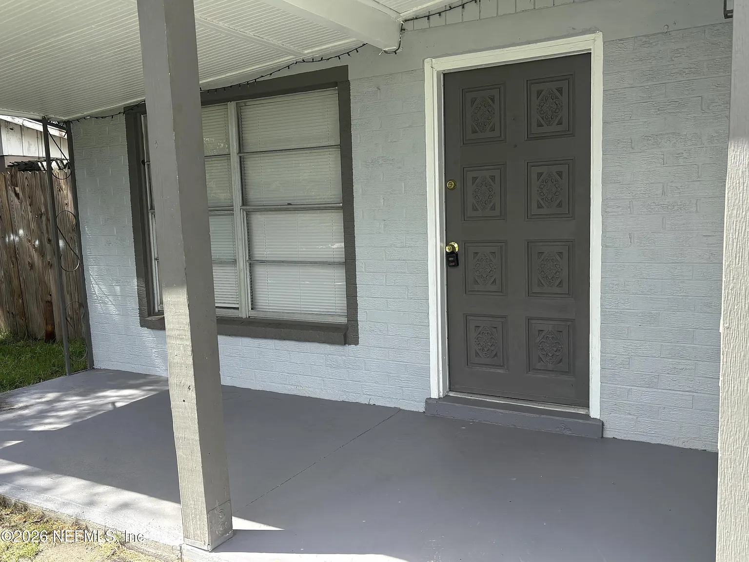 4 bed, 2.0 bath, 1422 sqft, $2,175 — Photo 3