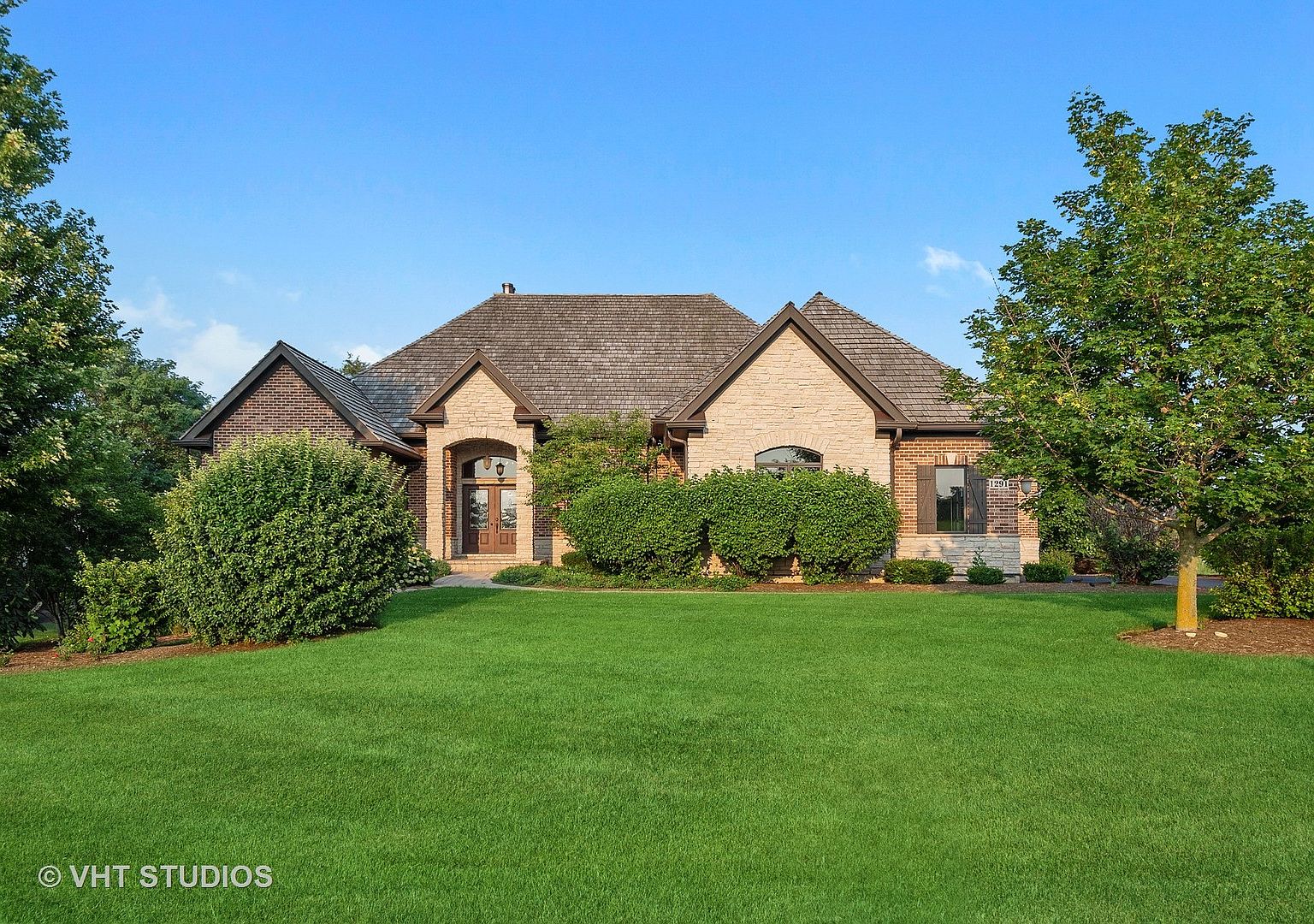 1291 E Longwood Dr, Bull Valley, IL 60098 Zillow