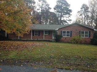 28 Circle Dr, Walhalla, SC 29691