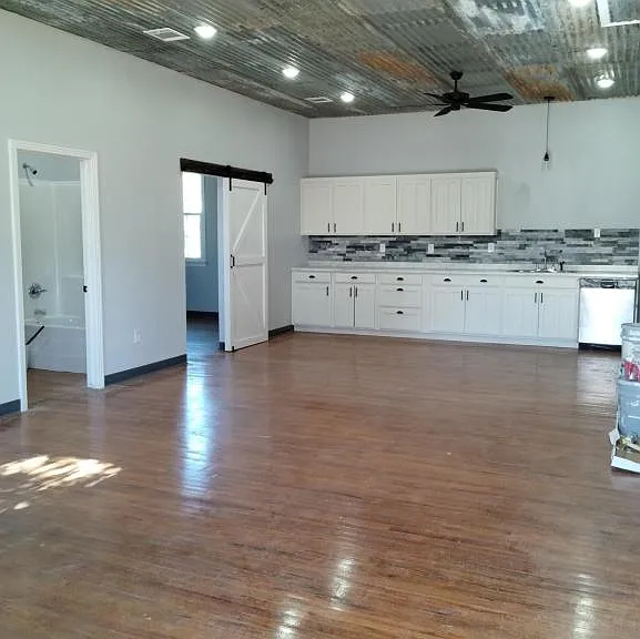 101 County Road 193 #A — Photo 2