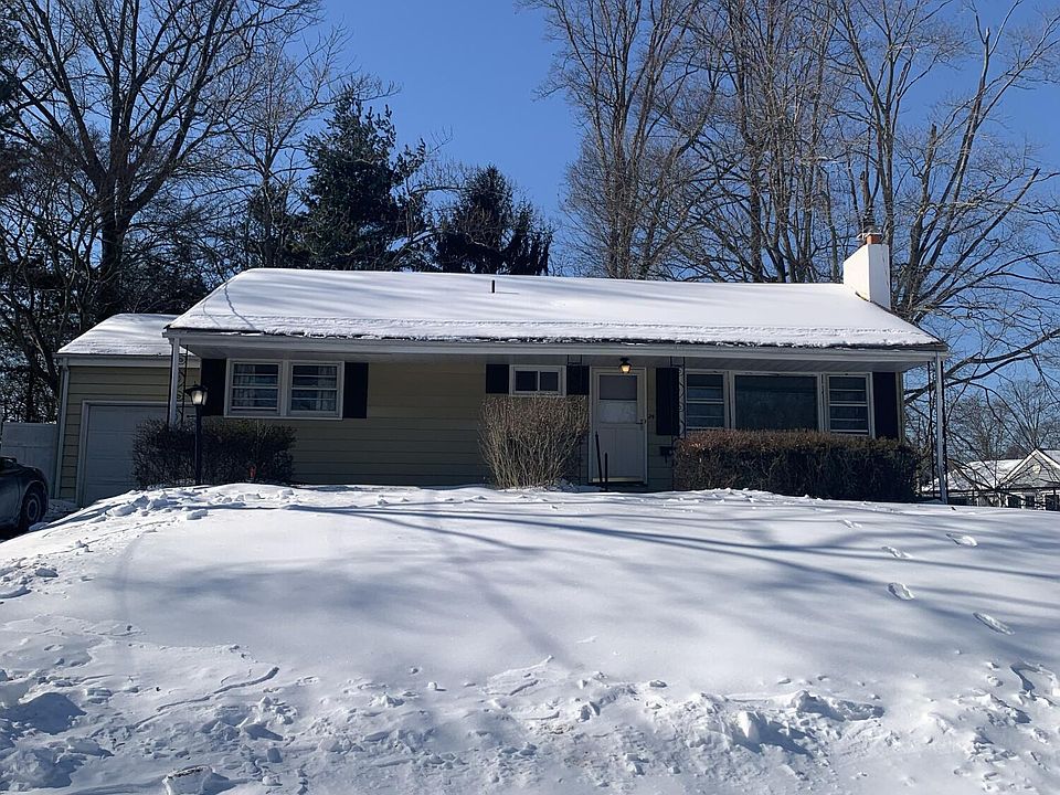 1st image of 24 Glen Stewart Drive