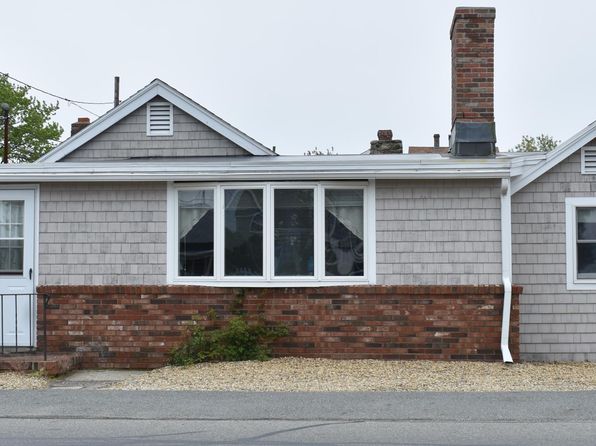 5 Plum Island Blvd