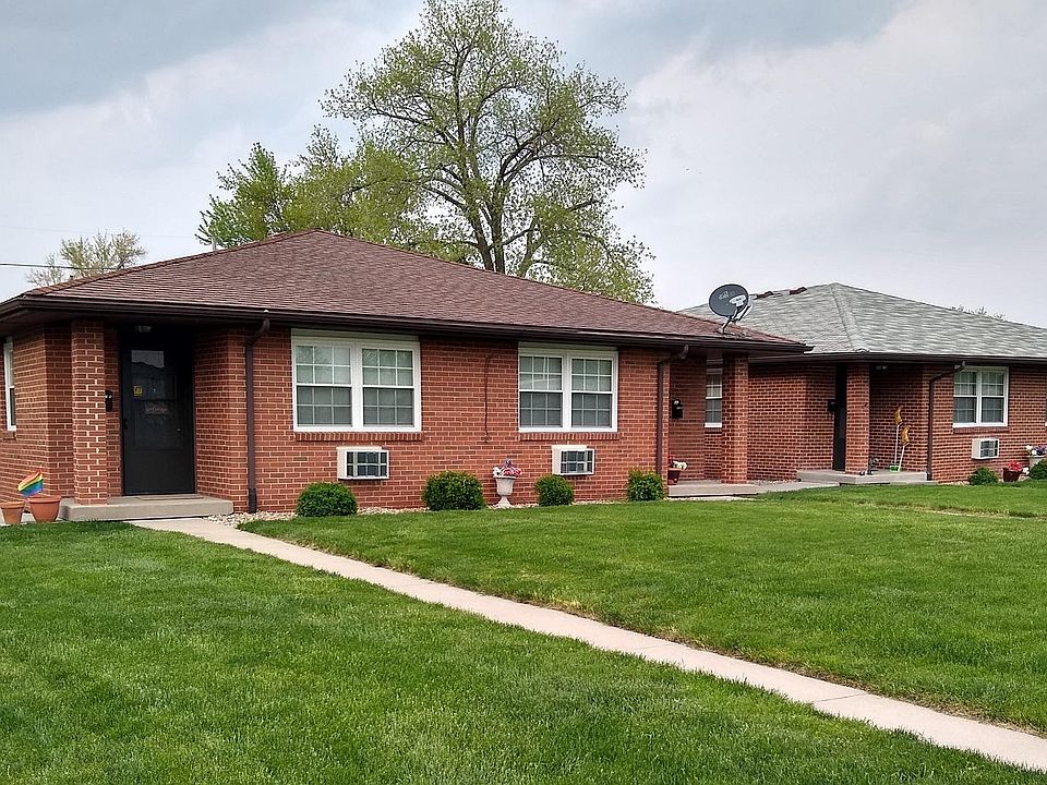 605 W North St B, Pontiac, IL 61764 Zillow