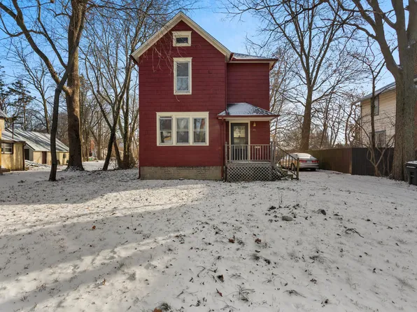 804 S Race St, Urbana, IL 61801