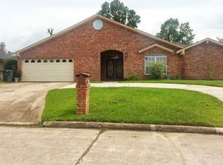 5095 Ada St, Beaumont, TX 77708