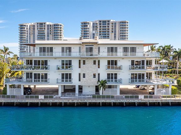3rd image of 6100 N Ocean Dr Unit 3S