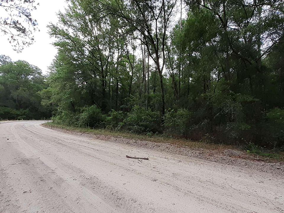 2nd image of 68 Southwest Dr