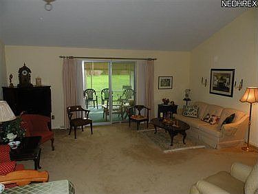 4th image of 5353 Devon Dr