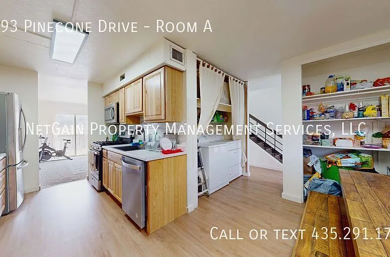 1193 Pinecone Dr #A — Photo 15