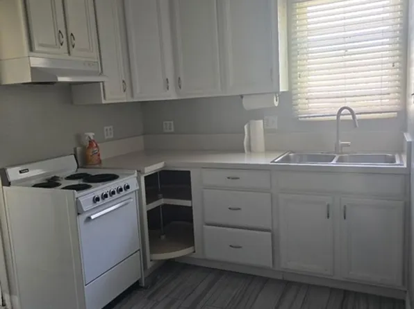 Motz Street Apartments, 4337 N Bellflower Blvd #B, Long Beach, CA 90808