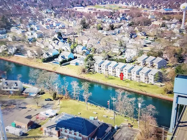 8 Intercoastal Way, Point Pleasant Beach, NJ 08742