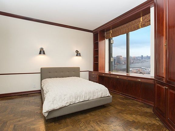 4th image of 418 E 59th St APT 7B