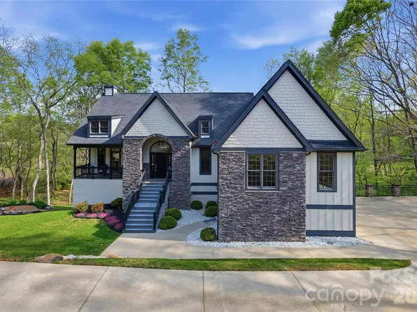 34 W Rambling Crk, Tryon, NC 28782
