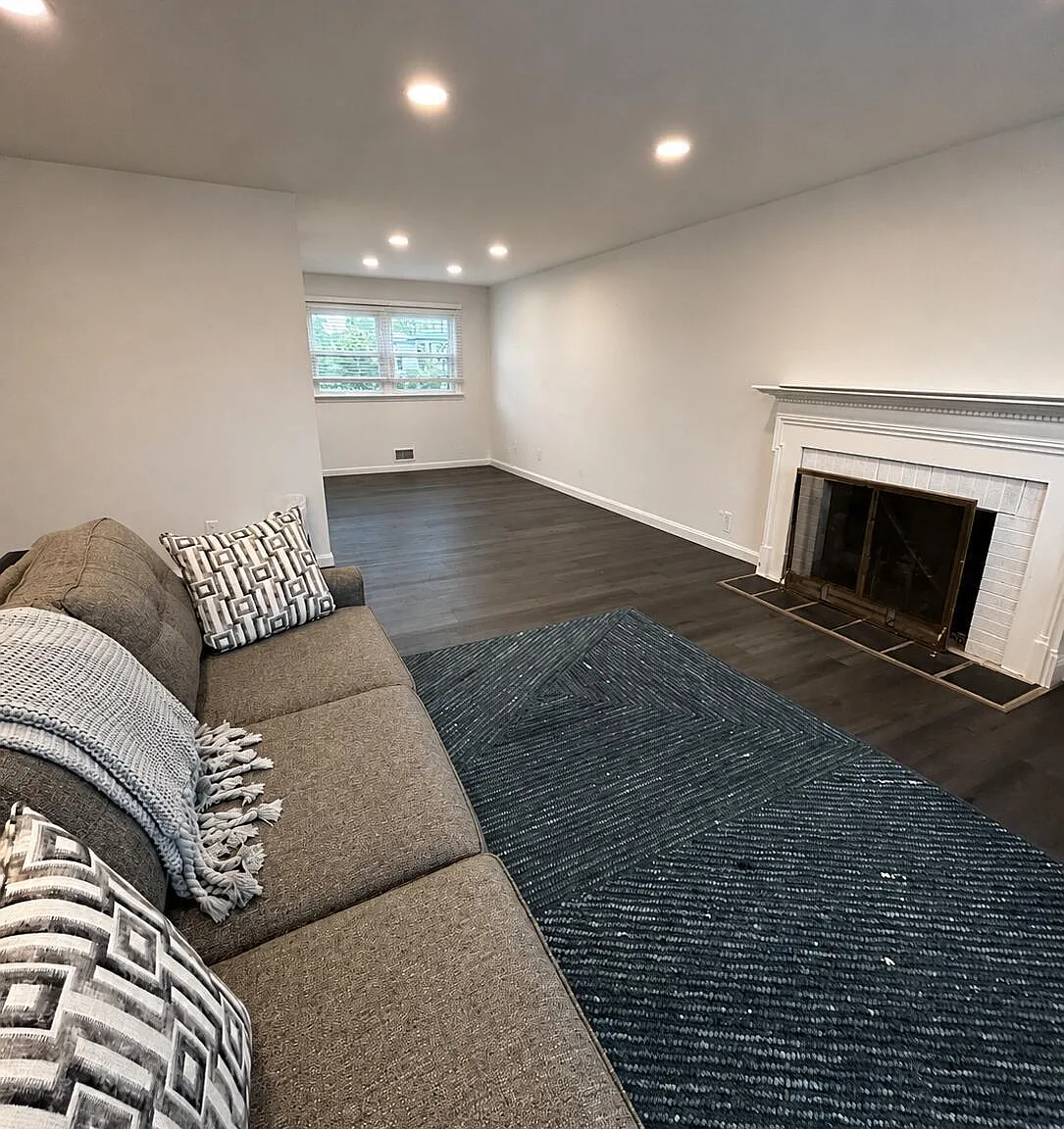 3 bed, 1100 sqft, $3,500 — Photo 3