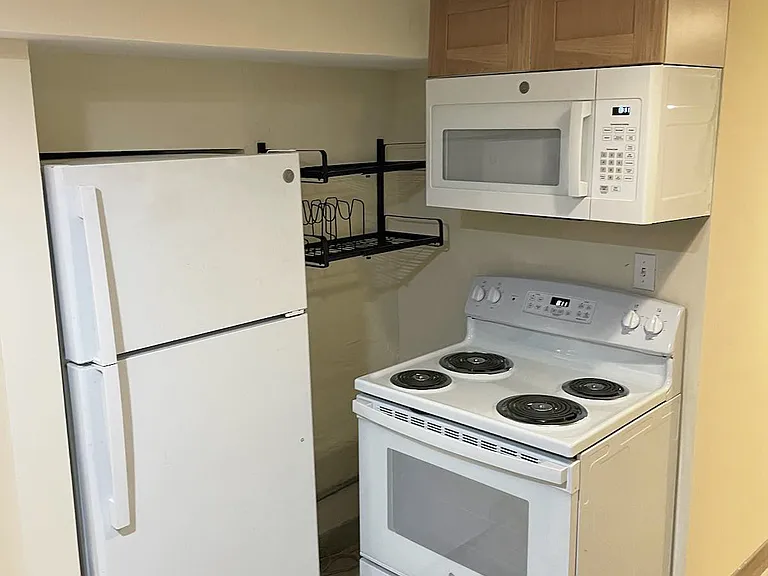 1420 W Edgewater Ave #B — Photo 6