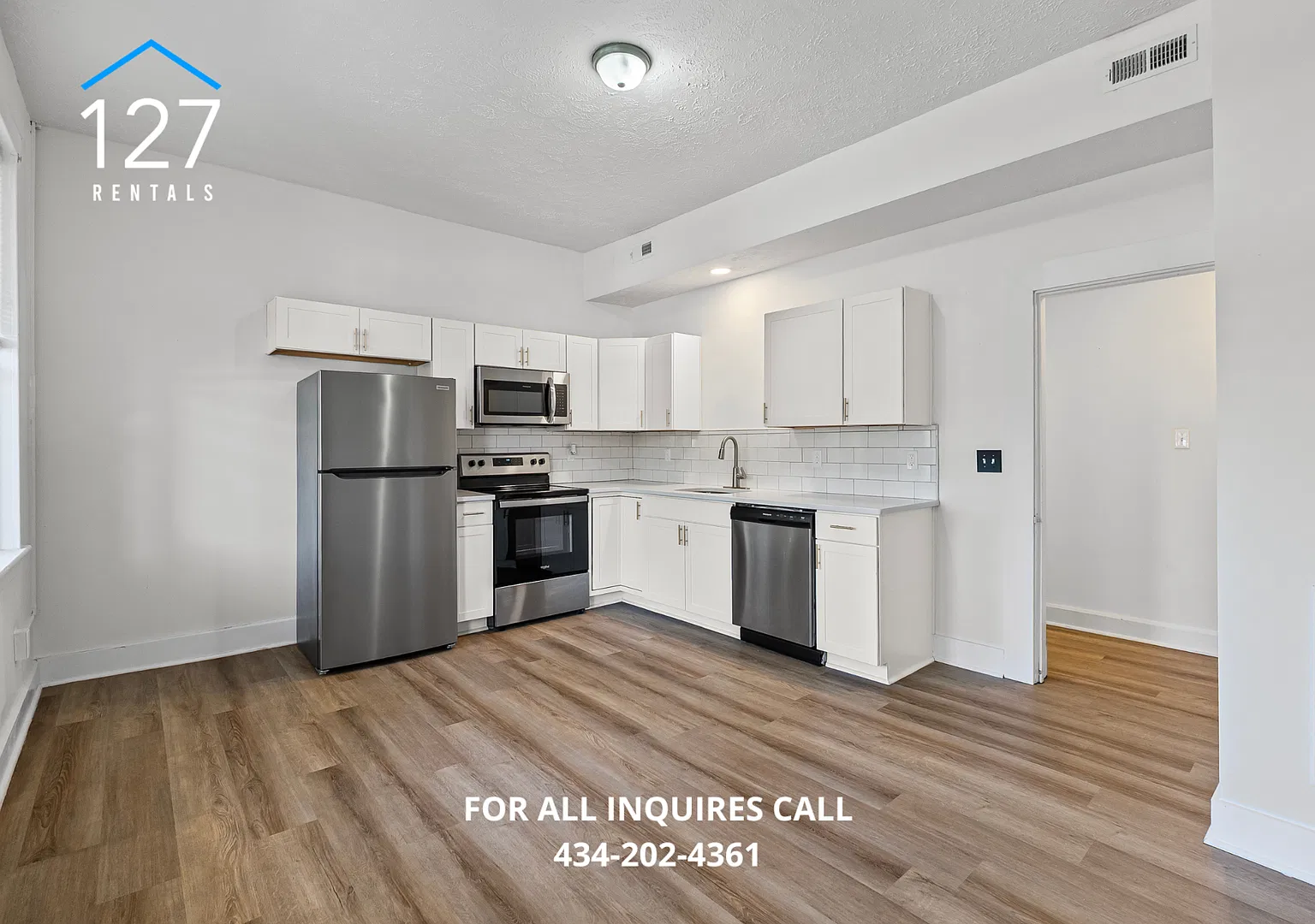 Charming 1 Bed, 1 Bath in Bedford — Photo 1