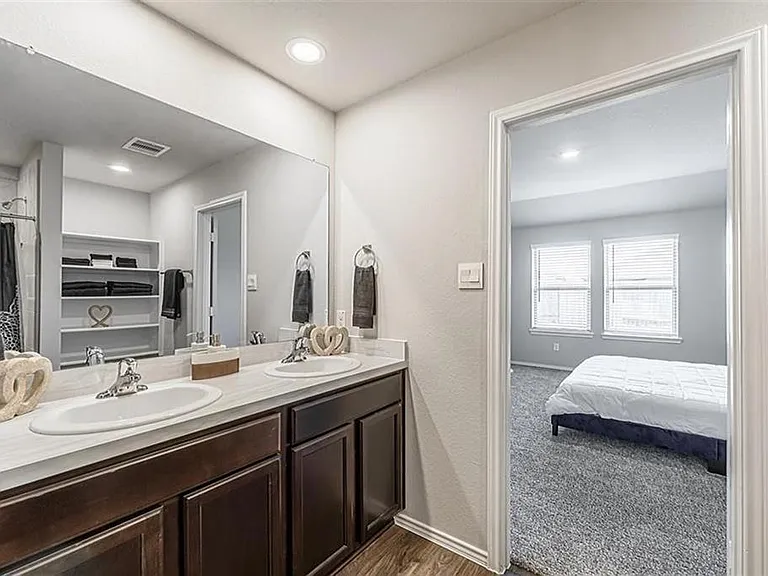 5126 Moravia Ln — Photo 14