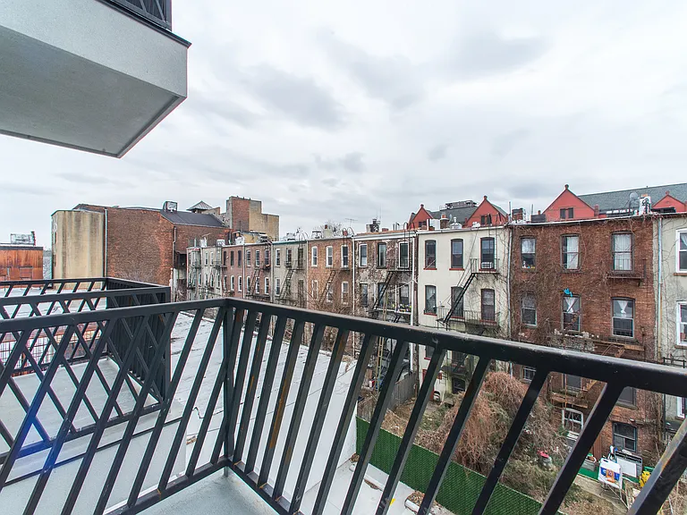 832 Lexington Ave #401C — Photo 14