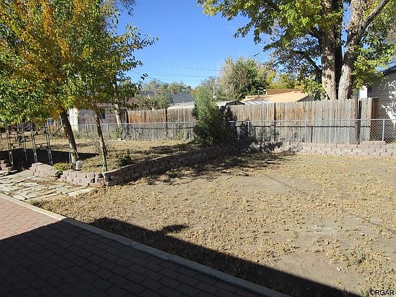 3rd image of 109 N Frazier Ave