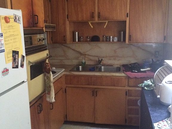 5th image of 4505 Deauville Way