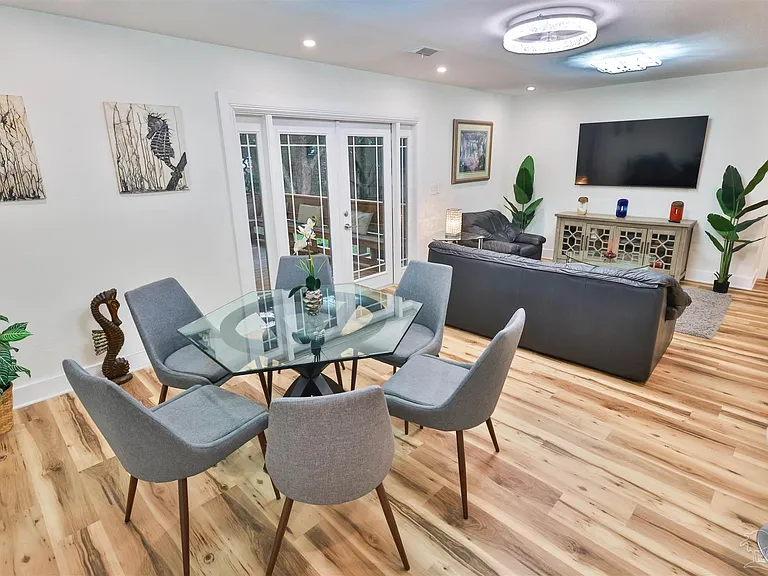 3795 Summer Dr — Photo 1