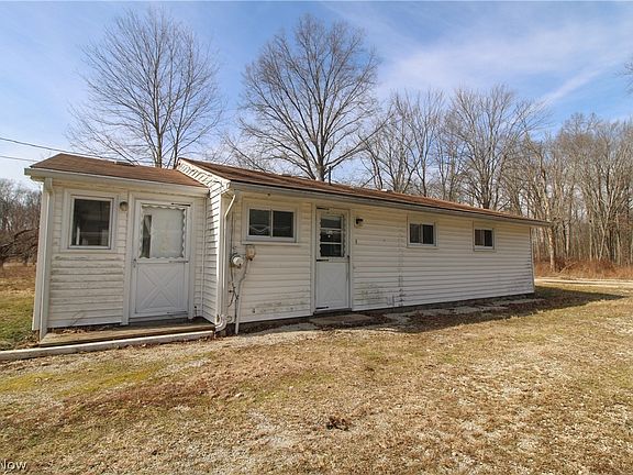 2nd image of 17638 Laurel Ave