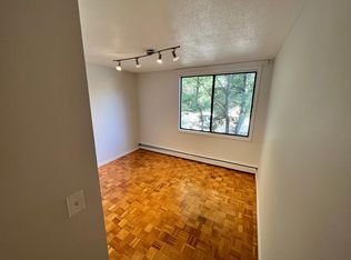 330 Newton St, Chestnut Hill, MA 02467