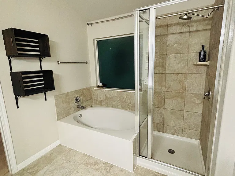 MasterBath room