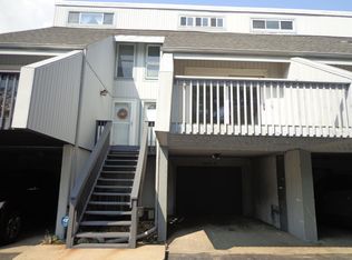 18155 Stoneridge St APT B, South Bend, IN 46637