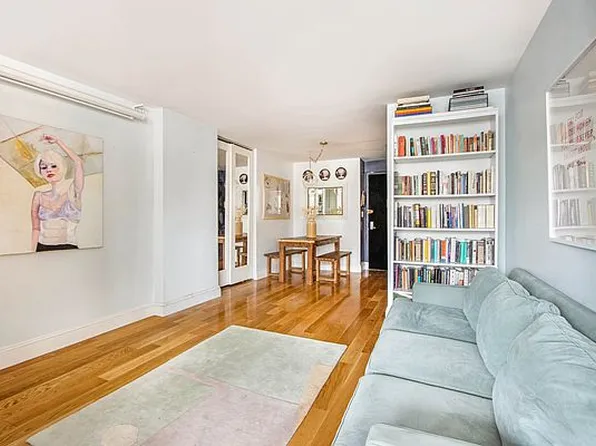 333 E 14th St APT 10M, Manhattan, NY 10003