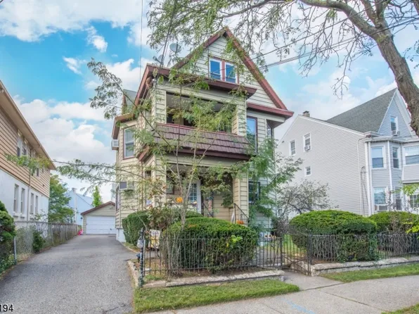 30 Clifton Ave, Clifton City, NJ 07011