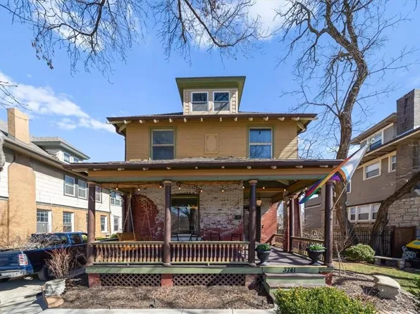 3741 Central St, Kansas City, MO 64111