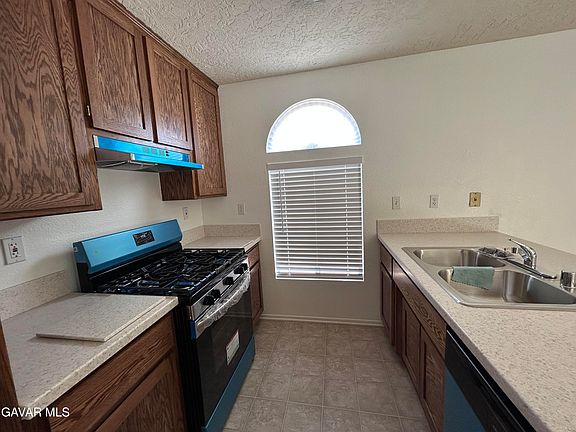 3rd image of 7130 California City Blvd