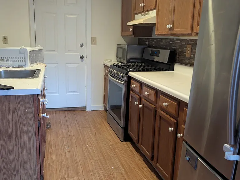 22 Sand St #2 — Photo 10