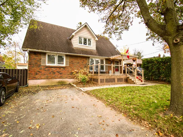 403 Walnut St W, Whitby, ON L1N 2W4