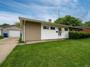 5240 Olentangy Dr, Dayton, OH 45431