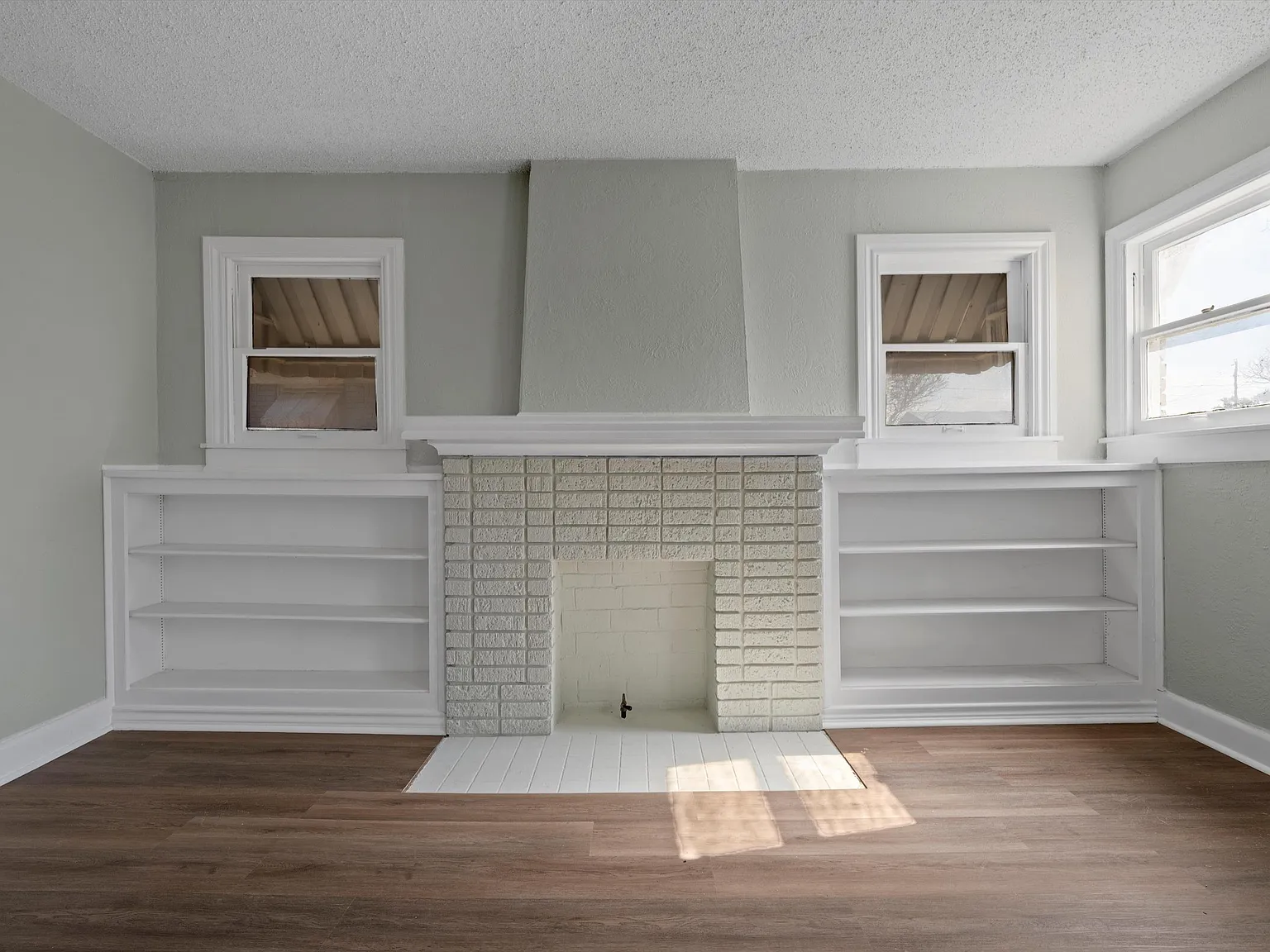 1511 Maple Avenue - 1 — Photo 3