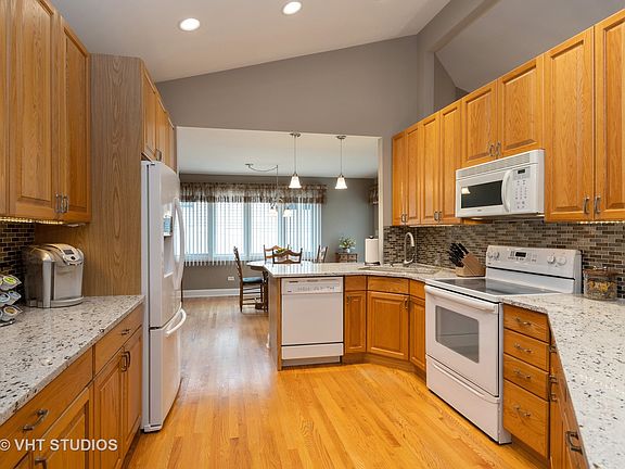 5th image of 5222 Kathleen Ct