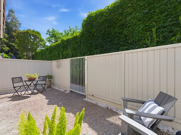 6349 Holly Gillingham Ln — Photo 3